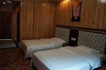 Xunji Hotel Csiucsajkou Kültér fotó